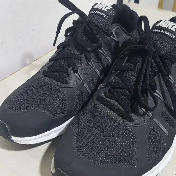 택포 270/275 A급 NIKE AIR-MAX 정품 경량 왕쿠션 운동화