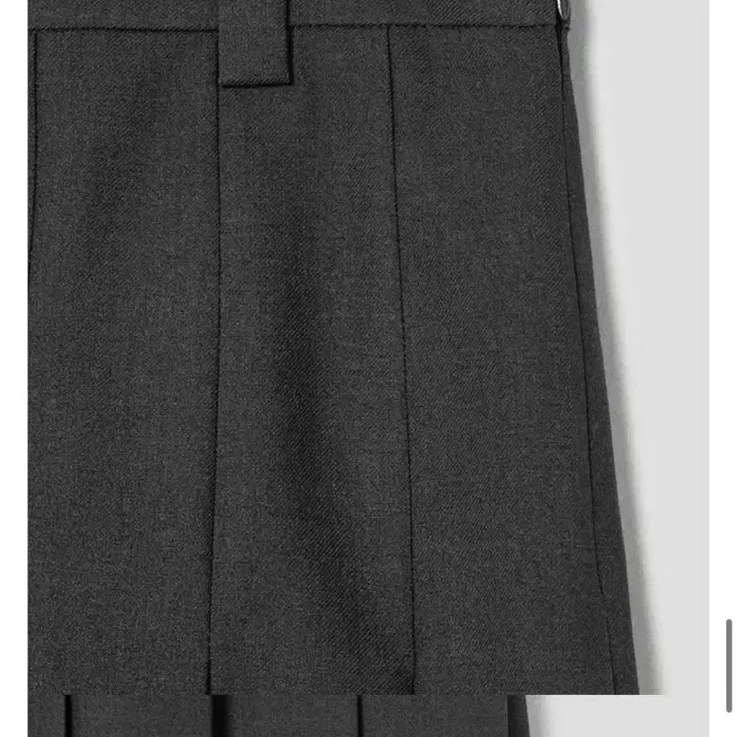 (새상품)디애퍼처 20s heimer pleated skirt grey