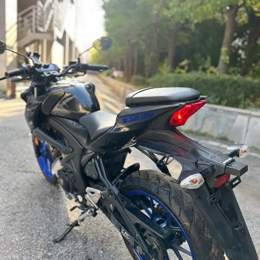 23년식 스즈키 gsxs125 gsx-s125