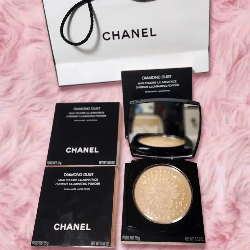 CHANEL | 샤넬 [NEW] Chanel Diamond Dust Holiday Highlighter