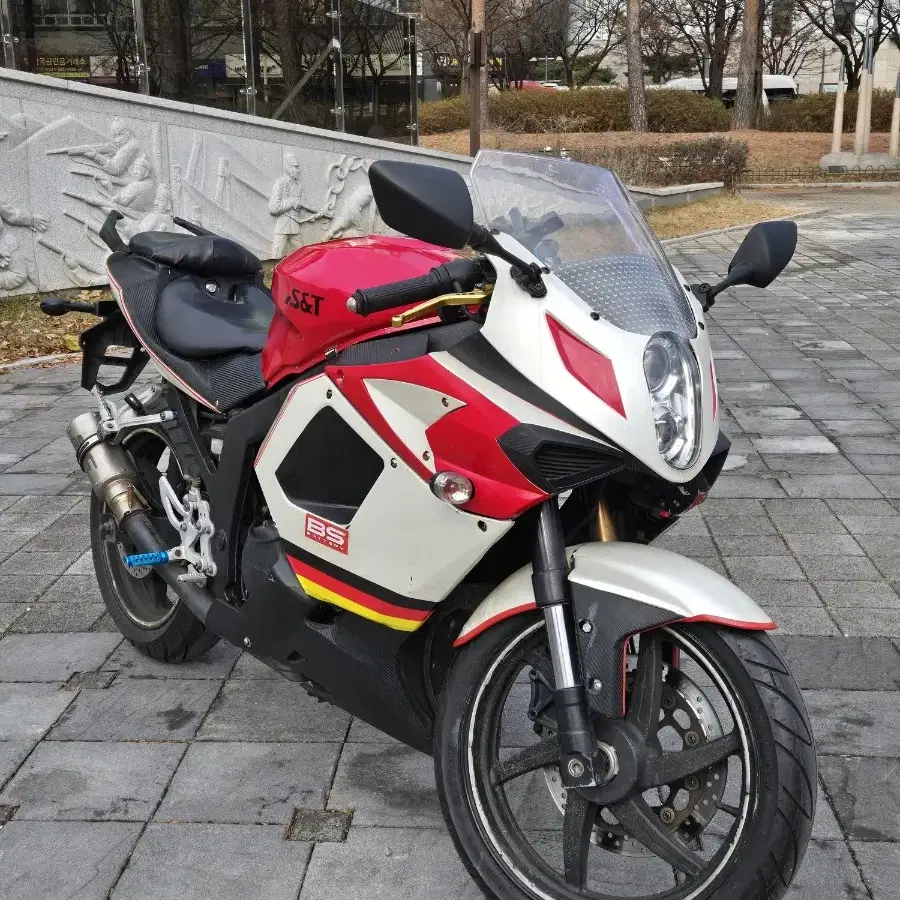 코멧125 캬브레타 ( 125cc오토바이.gsx125.cbr125 )