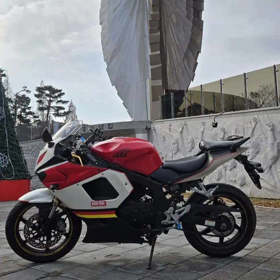 코멧125 캬브레타 ( 125cc오토바이.gsx125.cbr125 )