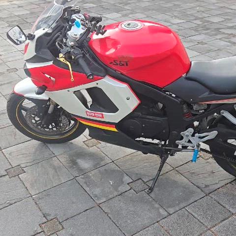 코멧125 캬브레타 ( 125cc오토바이.gsx125.cbr125 )