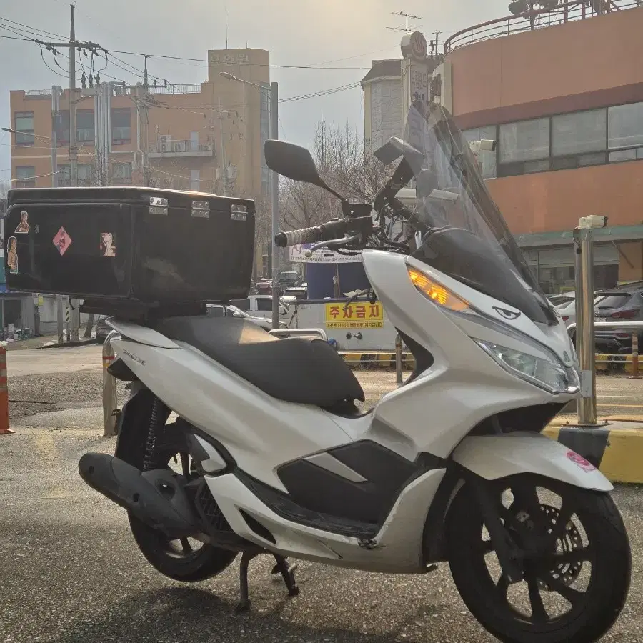 pcx125 20년식 4.5만Km 배달셋팅 팝니다 1번