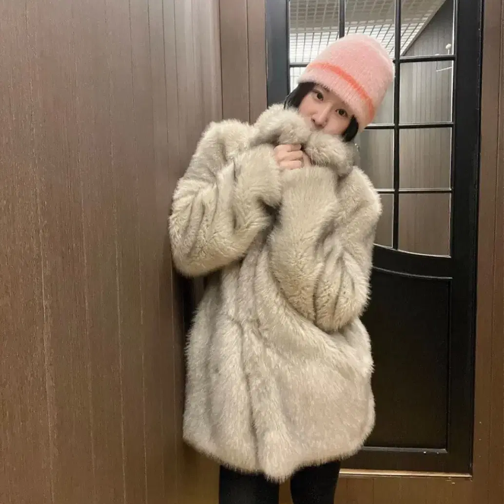 시눈 퍼자켓 Heavy Mix Fur Jacket 아이보리