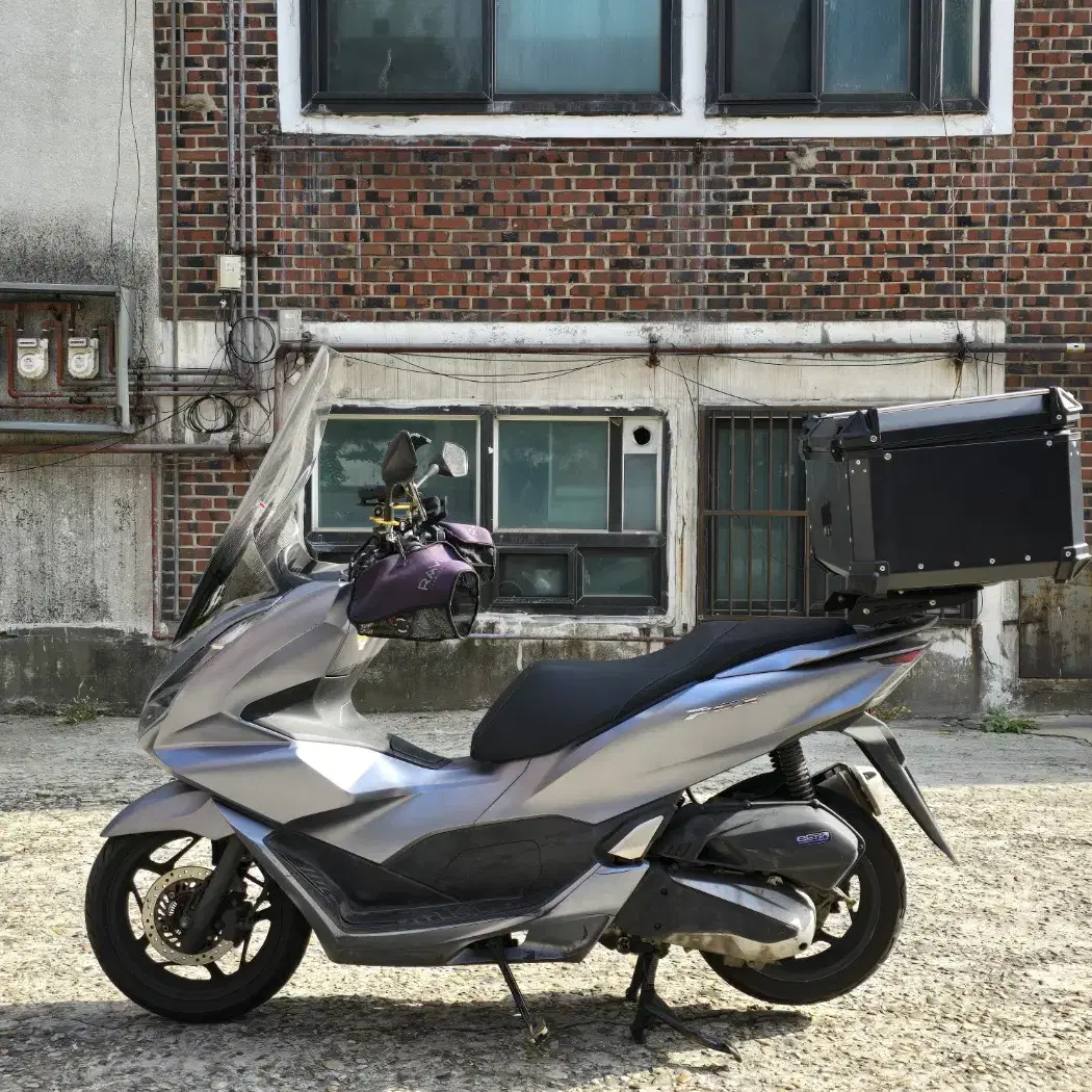 22년식 PCX125 ABS 배달세팅 팝니다.