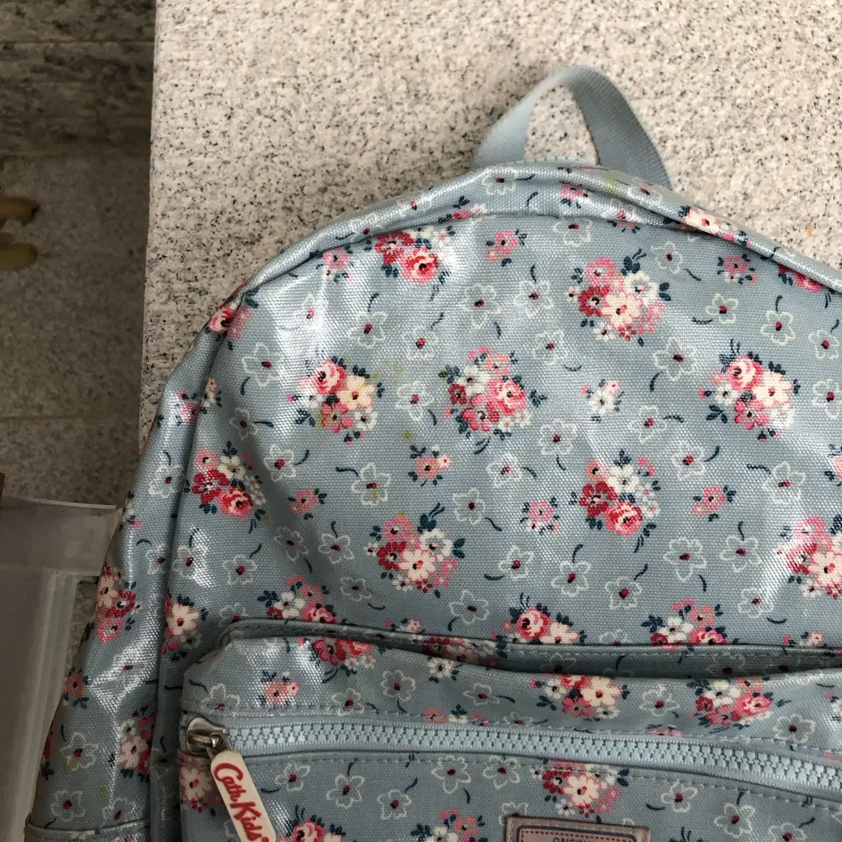 Vintage Cath Kids sky back pack