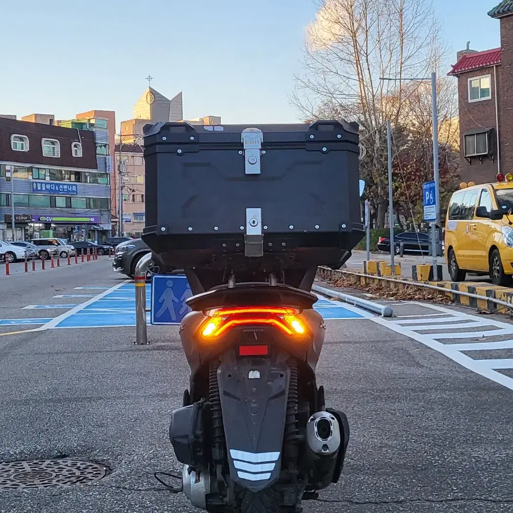 160cc보업) pcx125 22년식 알탑셋팅 팝니다 2번