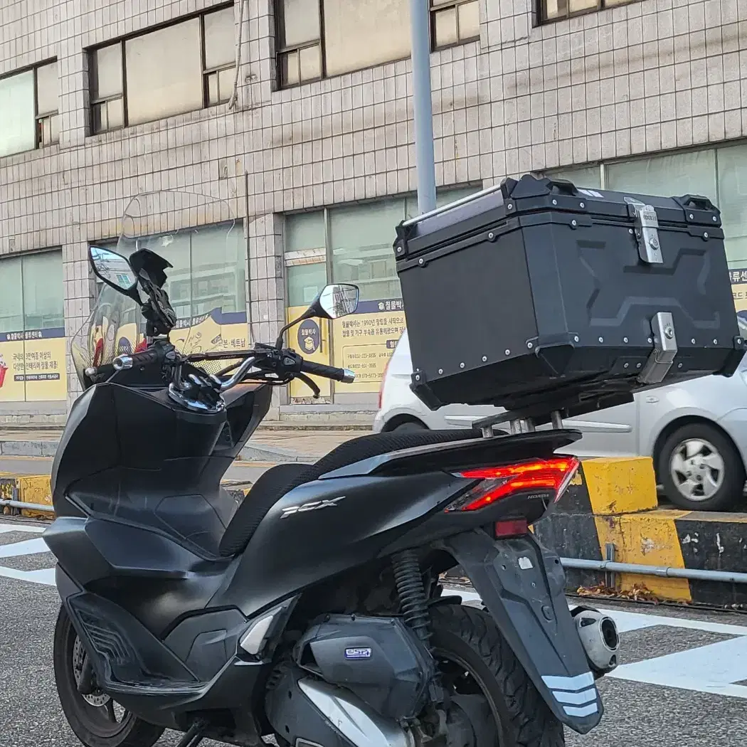 160cc보업) pcx125 22년식 알탑셋팅 팝니다 2번