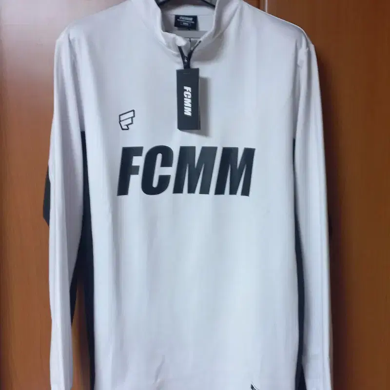 FCMM 반집업  하프집업 트레이닝 탑