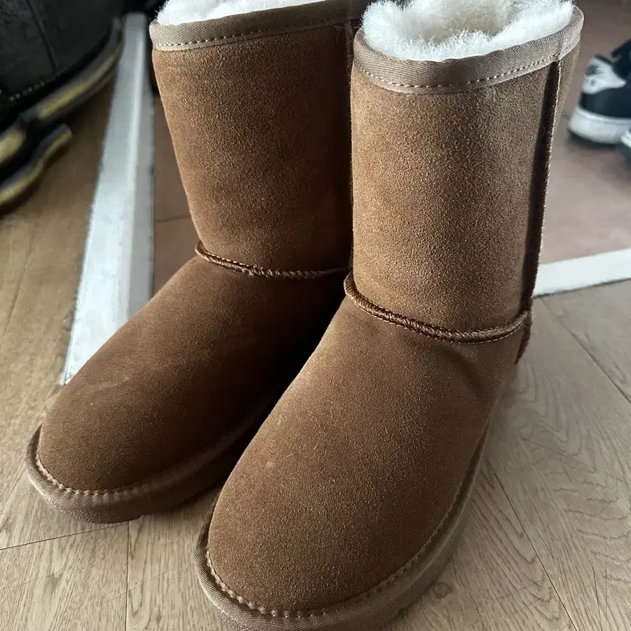 UGG 어그