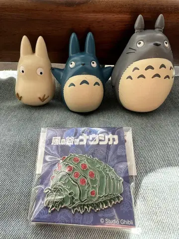 지브리 메탈 브로치 옴 왕충 레어 (대형)