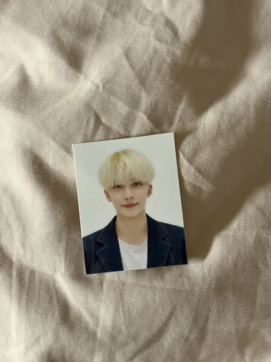 세븐틴 정한 증명사진