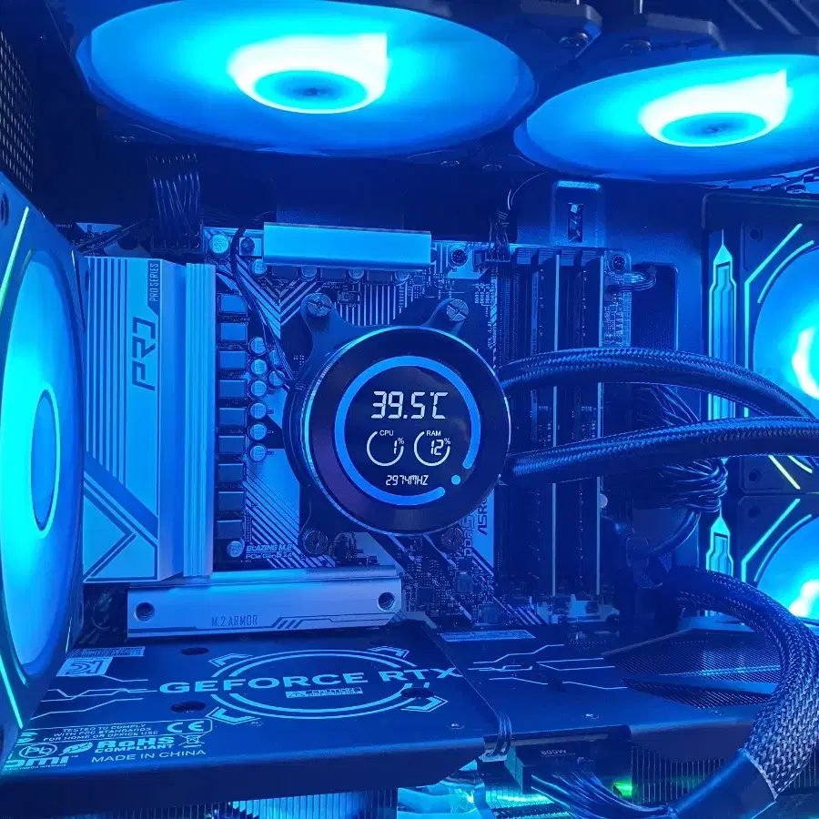 블랙 게이밍 컴퓨터 7800X3D + RTX4070TI SUPER