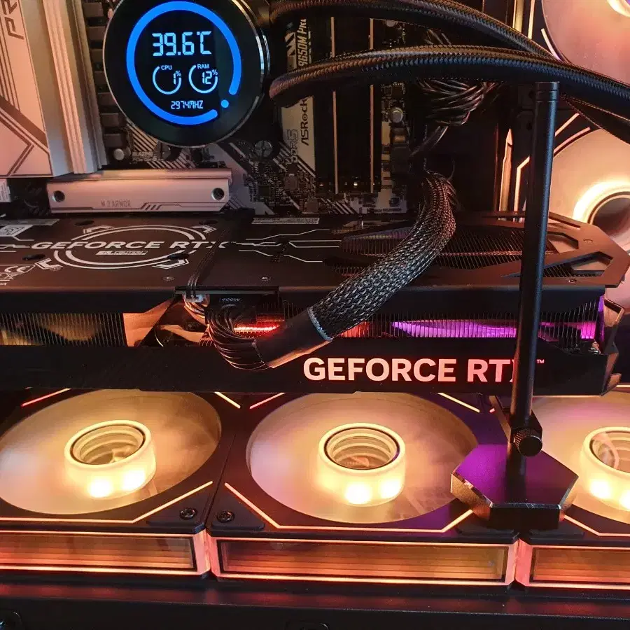 블랙 게이밍 컴퓨터 7800X3D + RTX4070TI SUPER