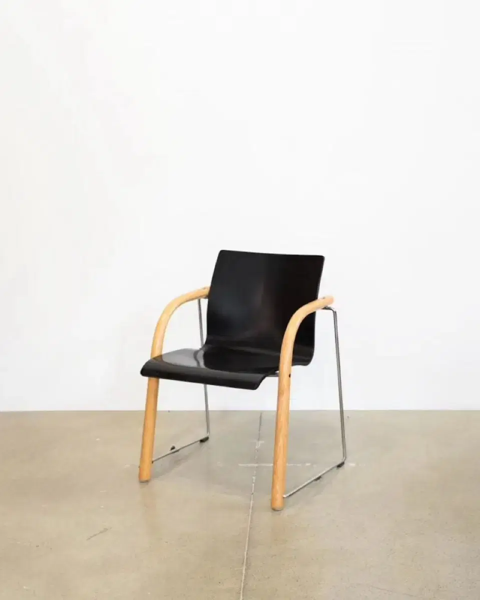 토넷 체어 (thonet s320)