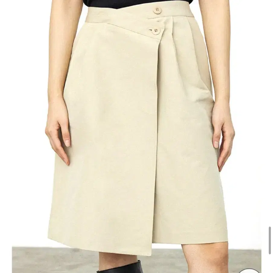 아우로 Diagonal open skirt [ Black, M ]