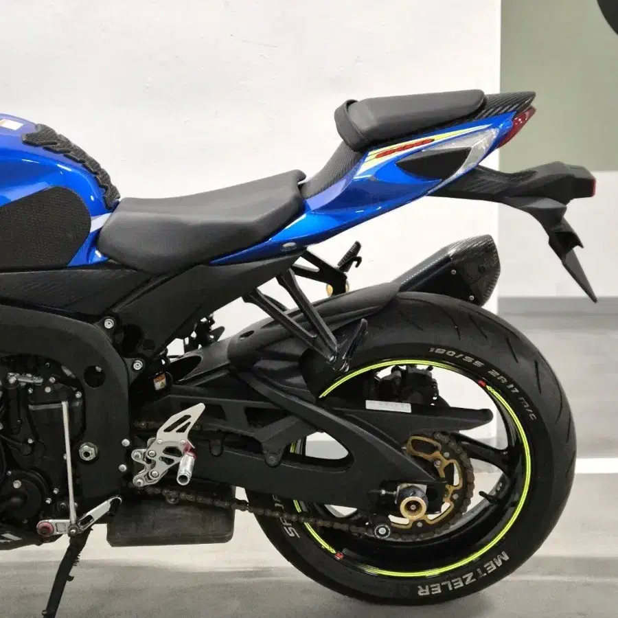 2017년식 스즈끼 GSX-R600 GP블루 판매합니다.