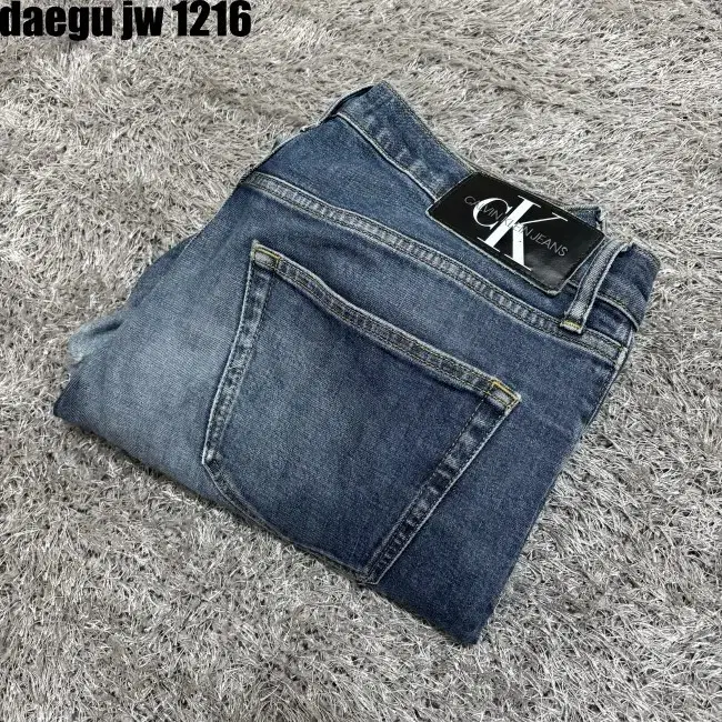 32/32 CALVIN KLEIN PANTS 캘빈클라인 청바지