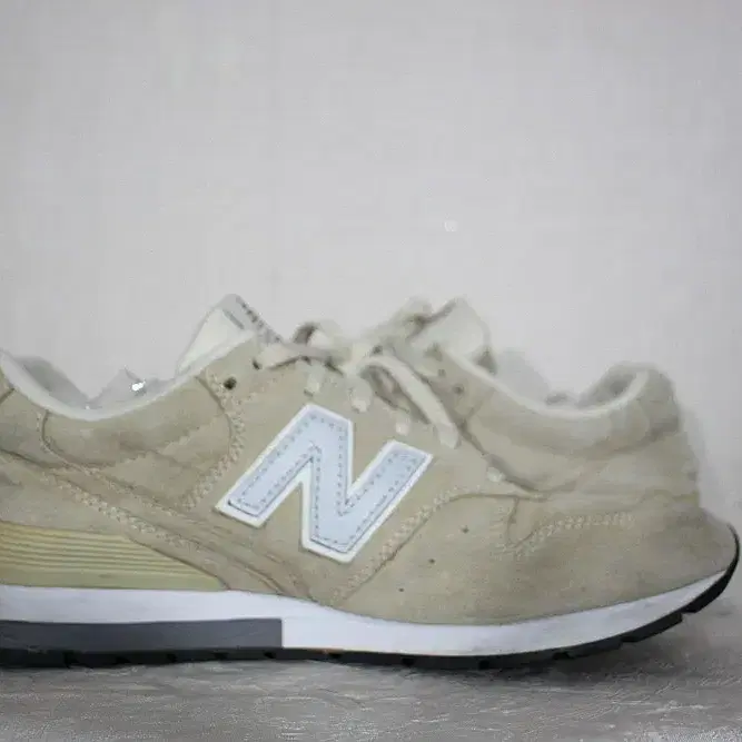 NEW BALANCE 뉴발란스 999 (270)