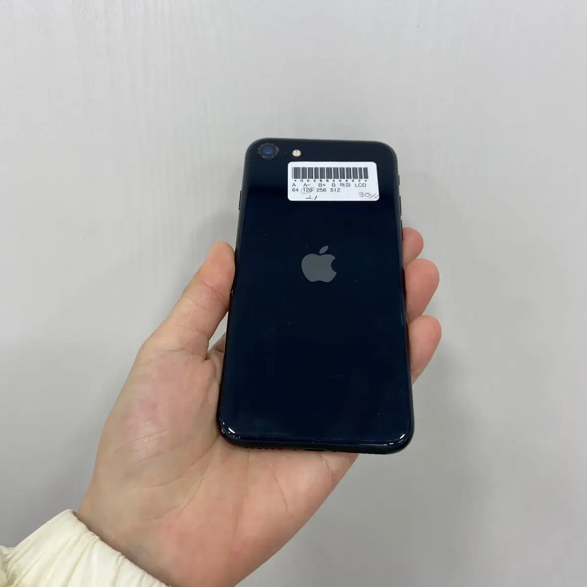 아이폰SE3 블랙 128GB 부산 중고폰 팝니다 56892