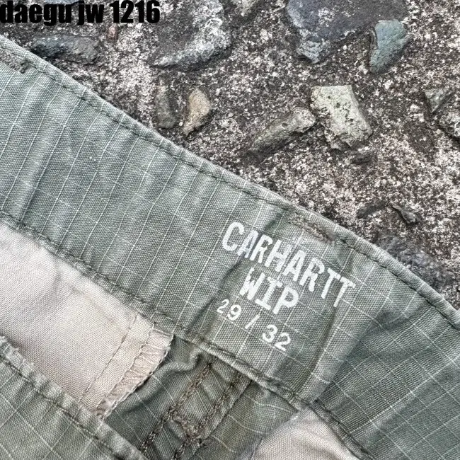 29 X 32 CARHARTT PANTS 칼하트 바지