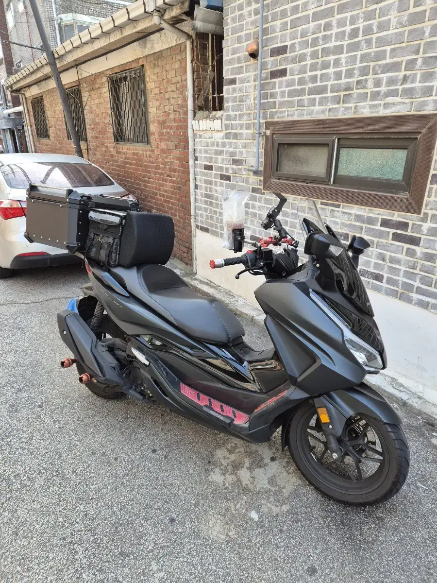 24년식 포르자350 pcx nmax 배달 오토바이