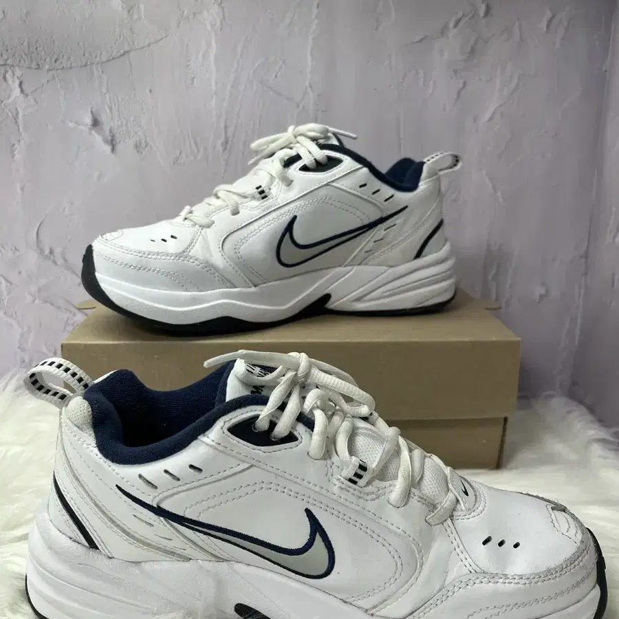 나이키(nike) 운동화 240mm