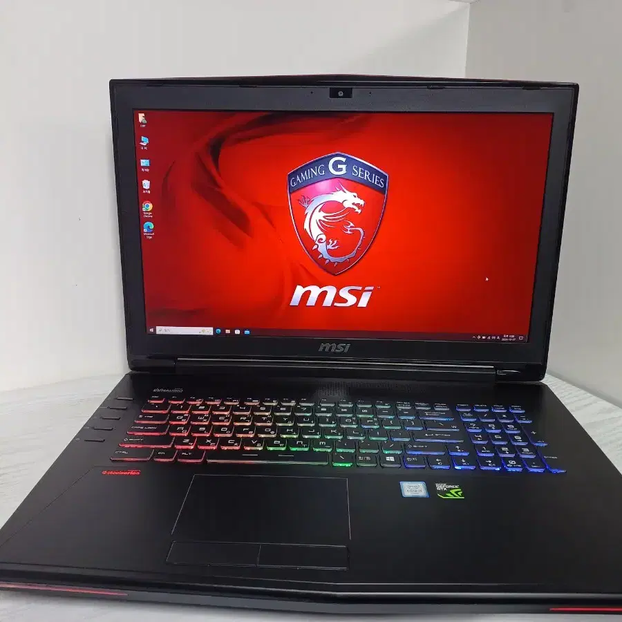 17인치 게이밍 노트북 MSI GT72VR 7RE gtx1070