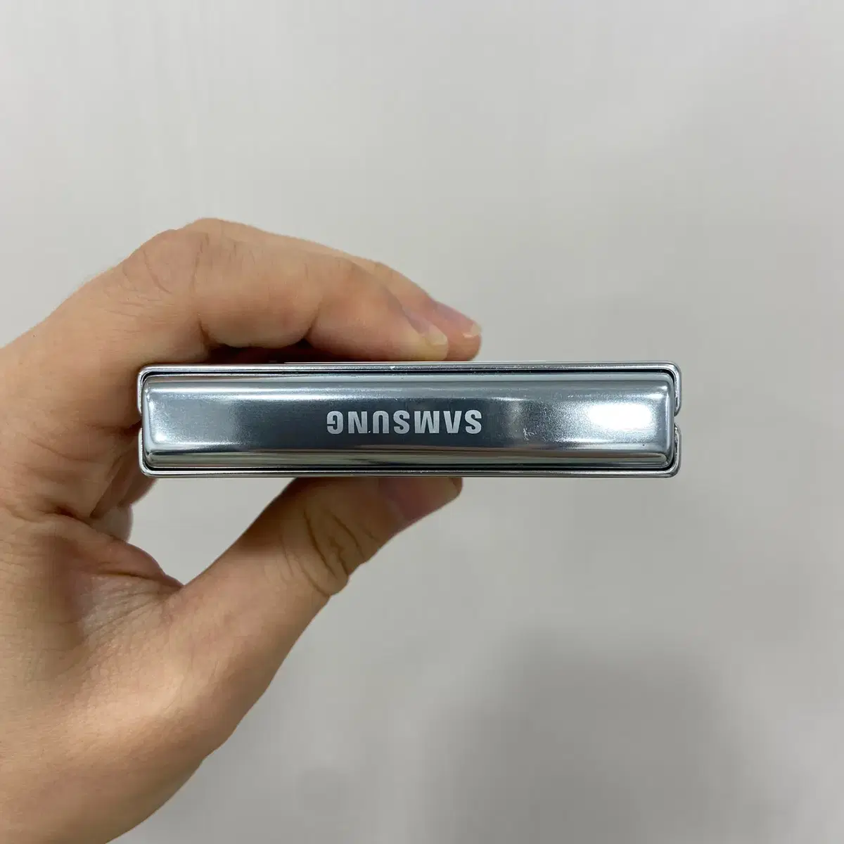 갤럭시Z플립5 민트 256GB 부산 중고폰 팝니다 47472