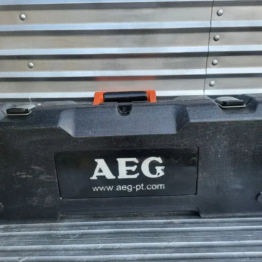 AEG 전기컷소 독일 US-1300XE