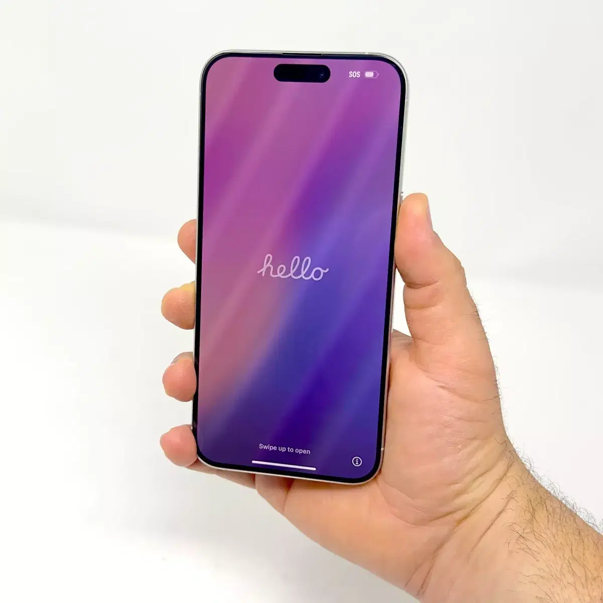 아이폰 15 Pro Max 화이트 256Gb 자급제. 뉴컨디션. 애플케어