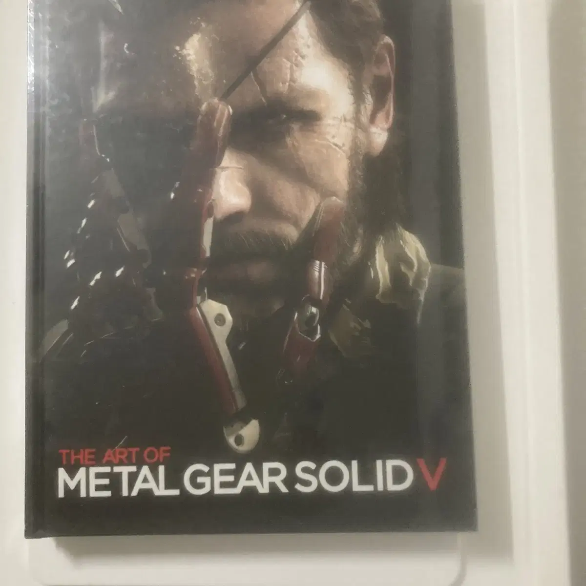 The Art of Metal Gear Solid V 아트북 판매합니다.