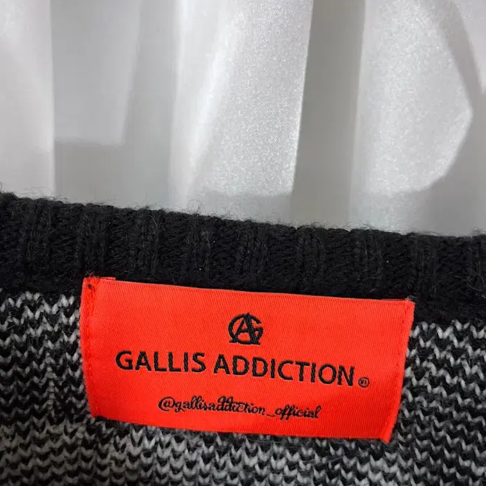 GALLIS ADDICTION knit