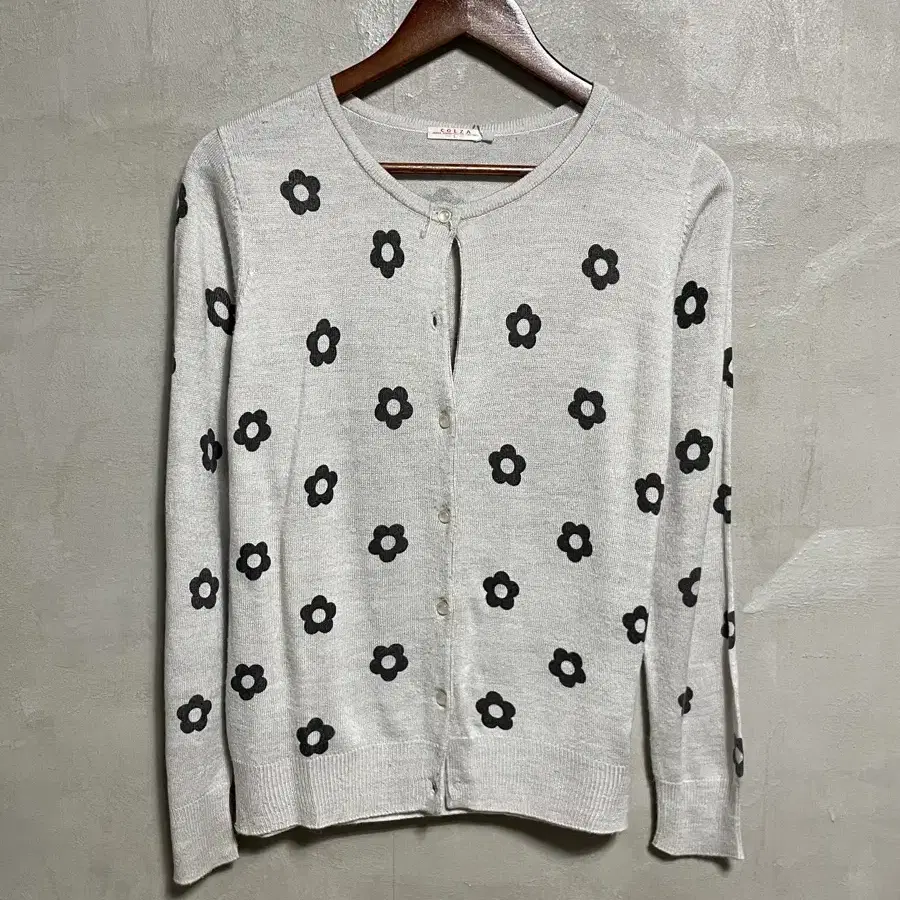 Flower Kint Cardigan