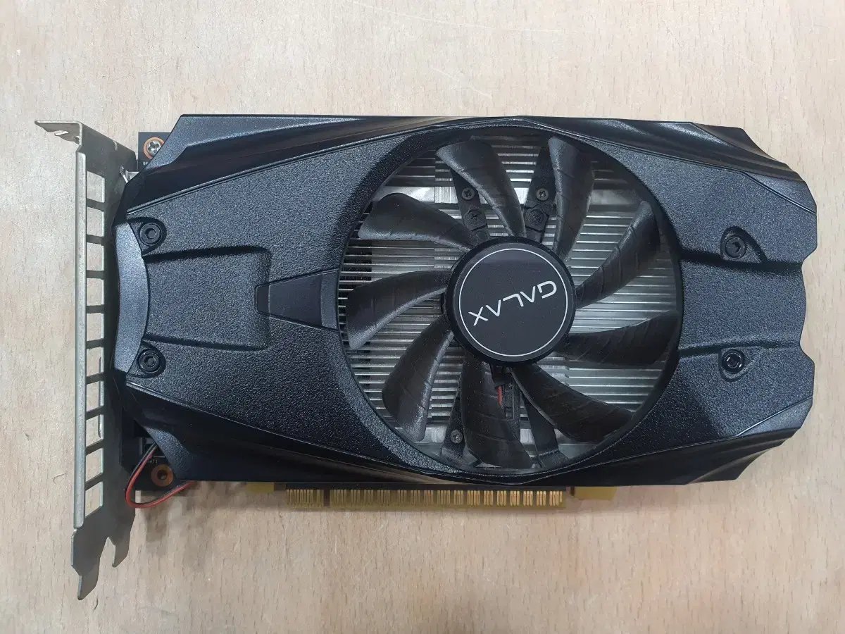 갤럭시  지포스 GTX 1050 2G 그래픽카드