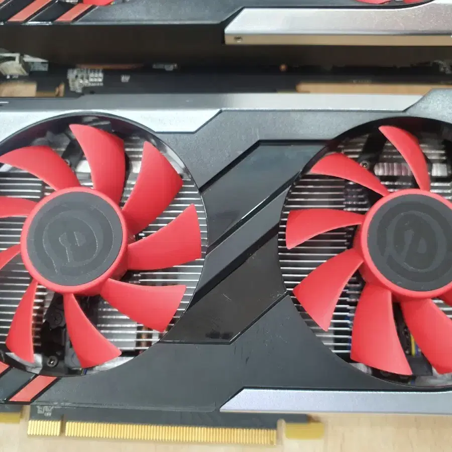 이엠텍 지포스 GTX 1060 3G 그래픽카드 수량4개가능