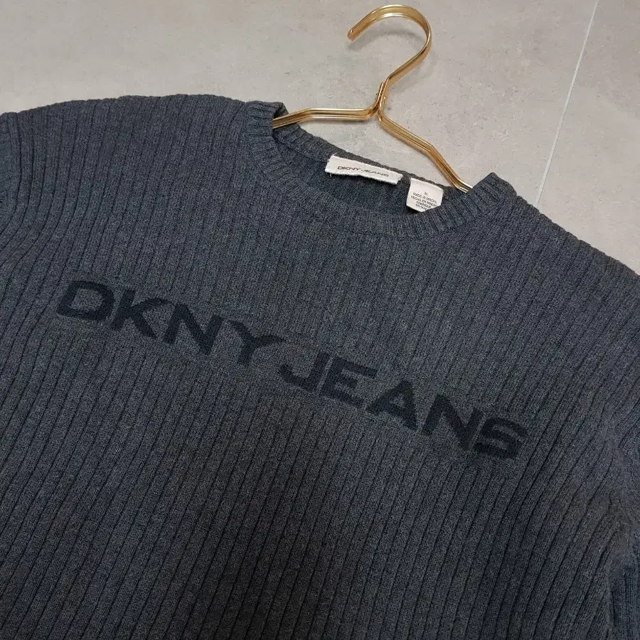 dkny 니트 스웨터 일본빈티지모리걸엑시즈팜갸루히메갸루로리스오네갸루스타일