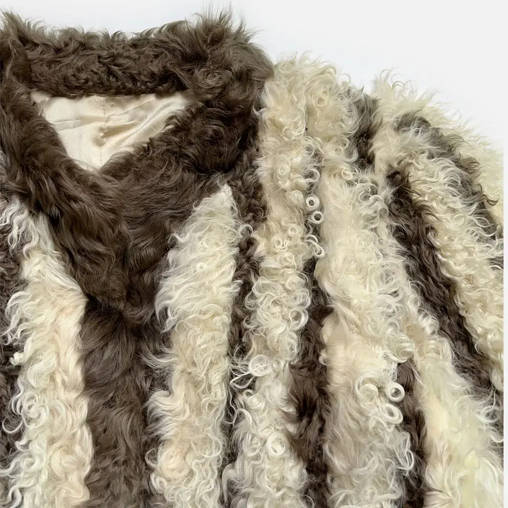 stripe curly fur jacket 스트라이프 퍼자켓