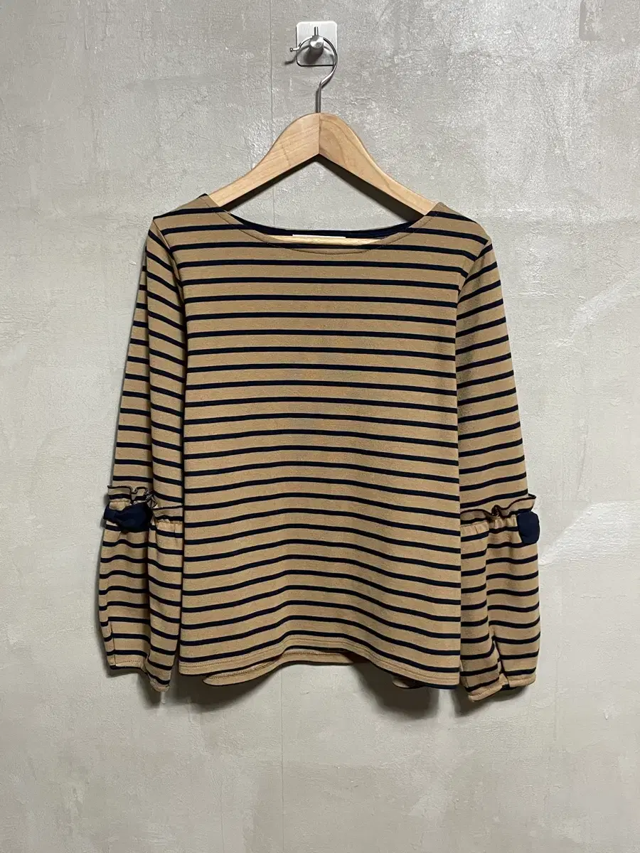 stripe Frill Long Sleeve