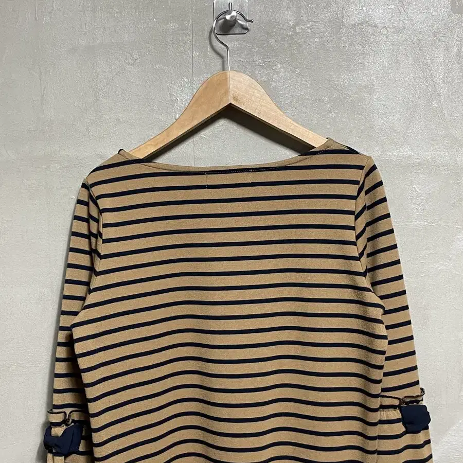 stripe Frill Long Sleeve