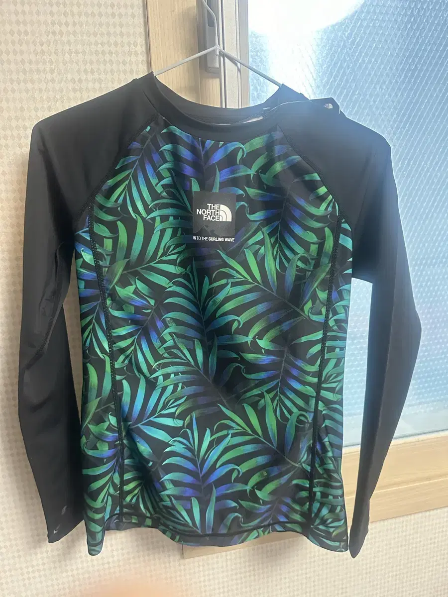 The North Face Rashguard