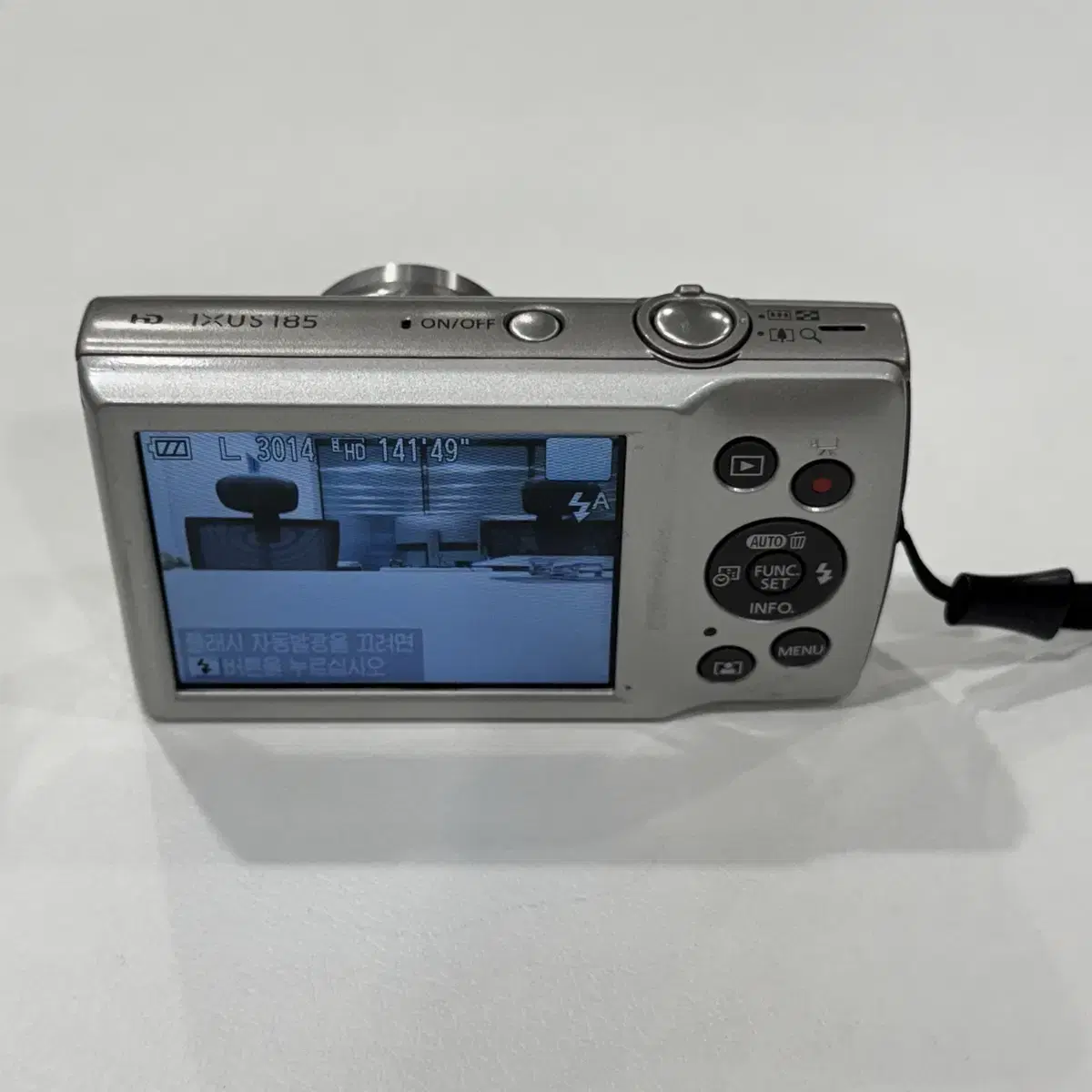 Canon IXUS 185