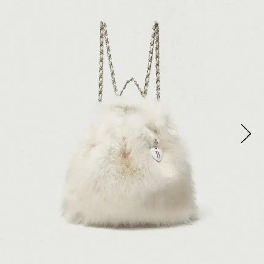 더바넷 Ivory Fur Drawstring Backpack