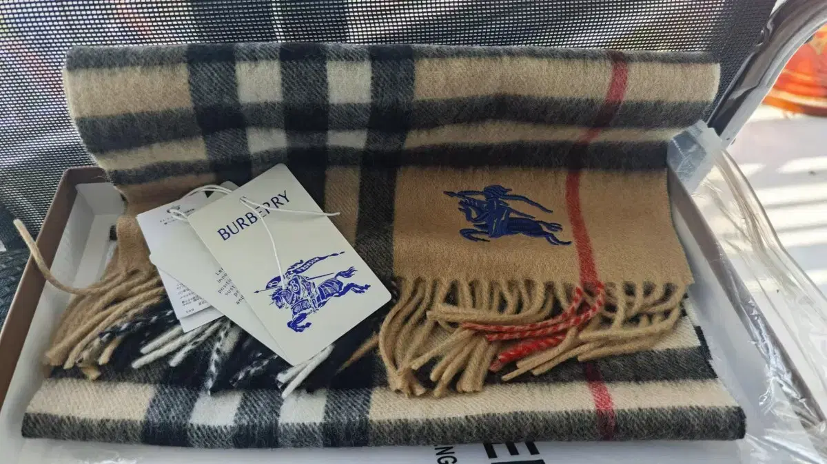 BURBERRY  버버리 클래식 스카프