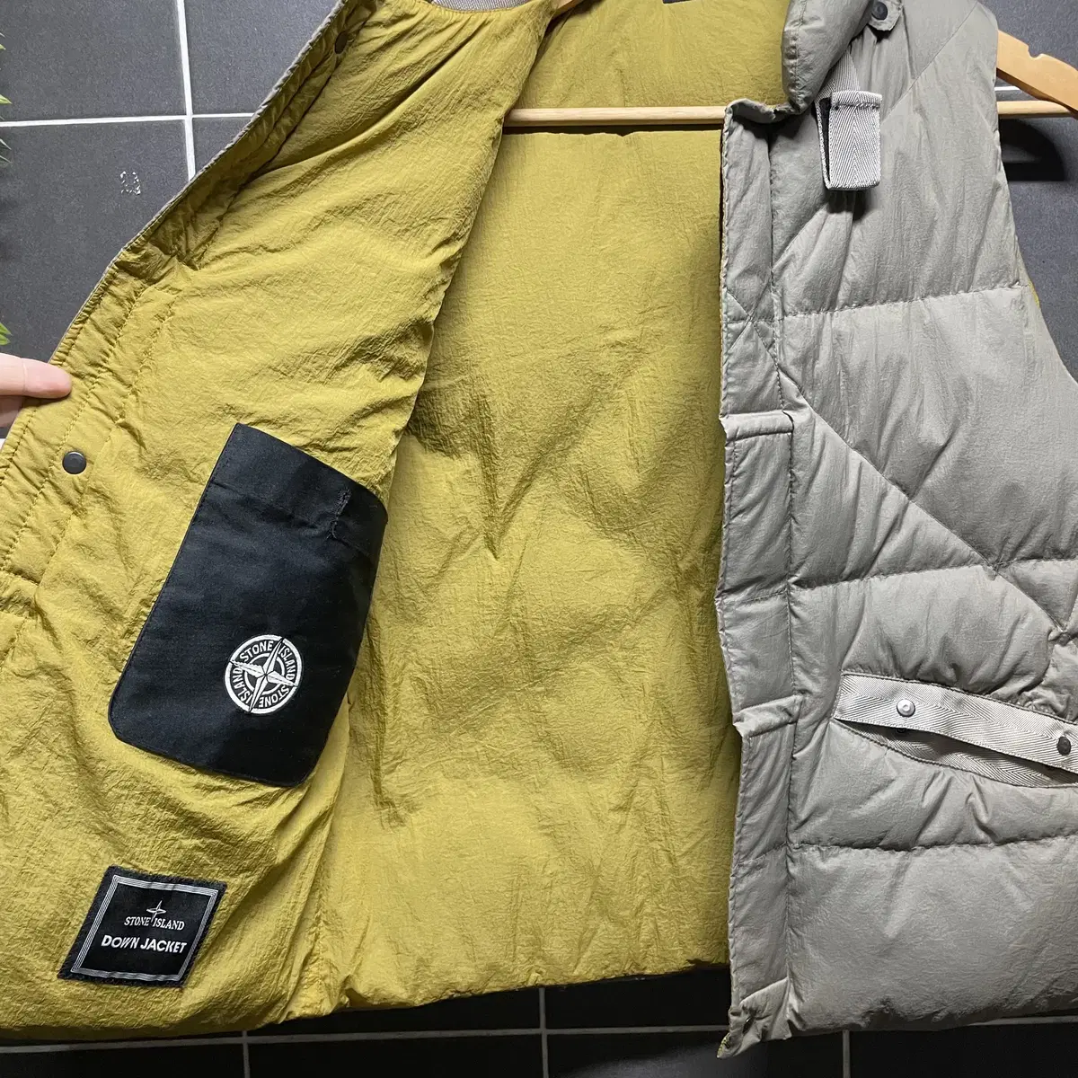 STONE ISLAND 스톤아일랜드 쉐도우프로젝트 다운패딩조끼