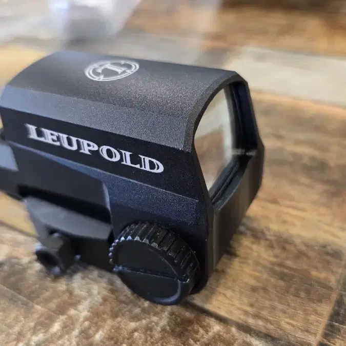 LCO Red Dot Sight 미사용. 악세사리포함.