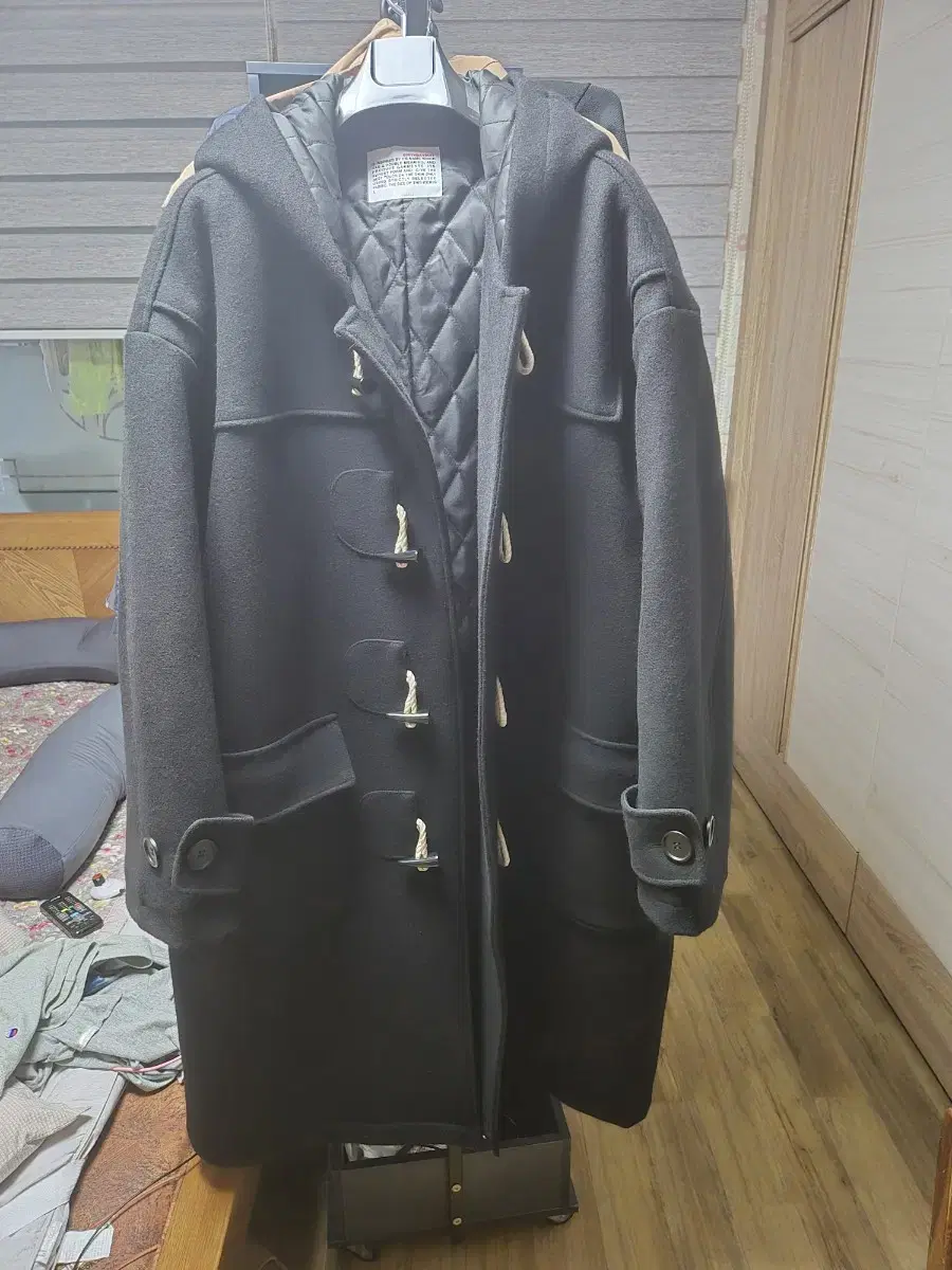 [L] Bees Dey Suit Long Duffel Coat Black