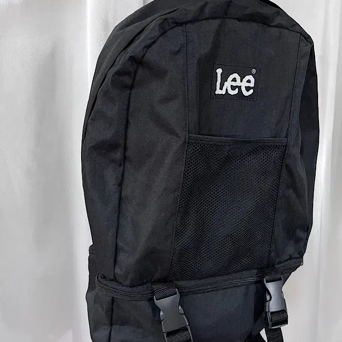 LEE back pack