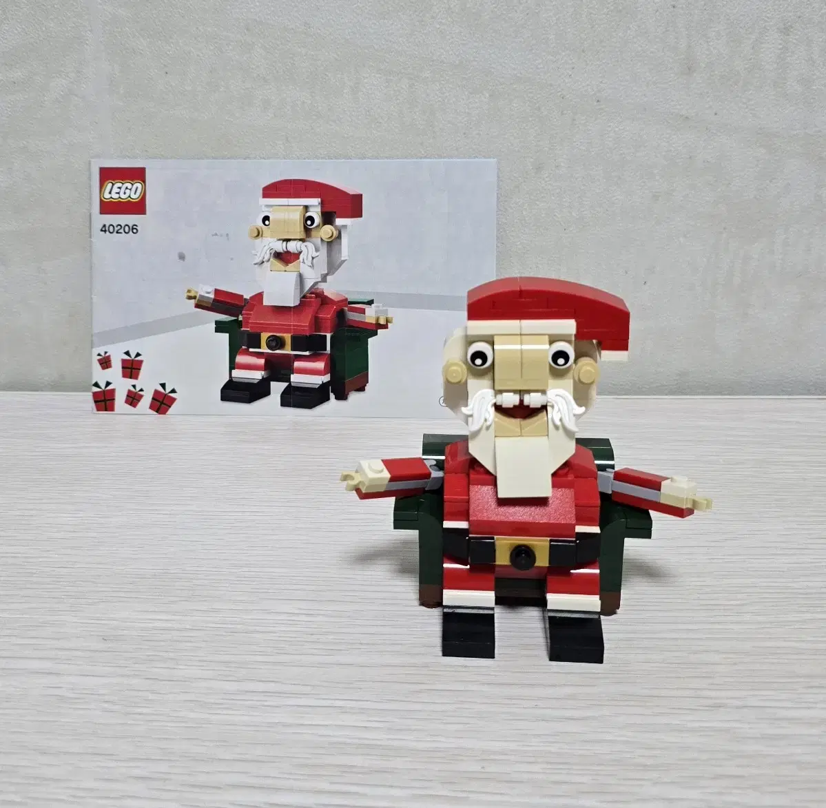 LEGO40206Creator Santa Claus